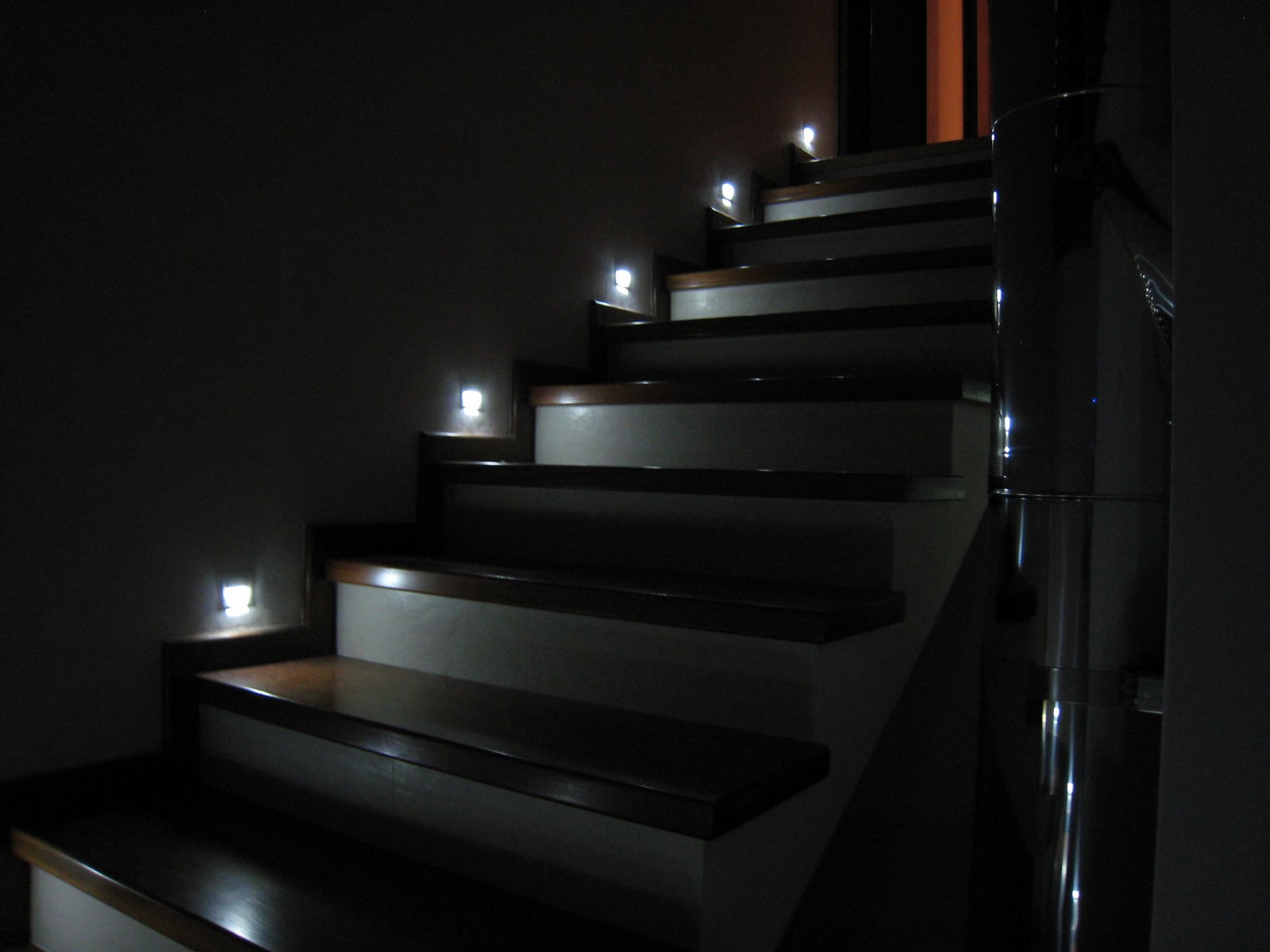 LED nástěnné svítidlo Skoff Rueda hliník neutr. 10V MJ-RUE-G-N s čidlem pohybu